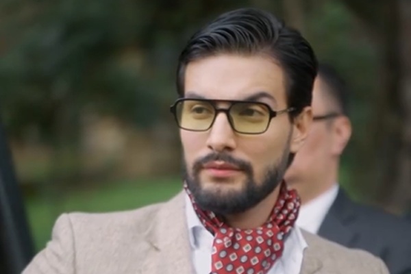 La heredera castiga a marido filme